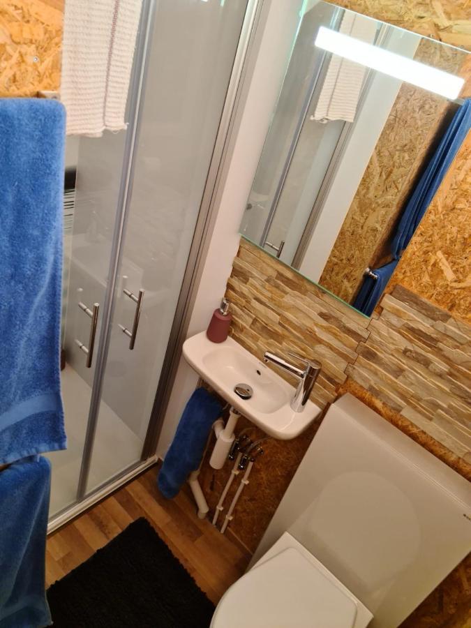 La Roulotte Apartment Travers Ngoại thất bức ảnh